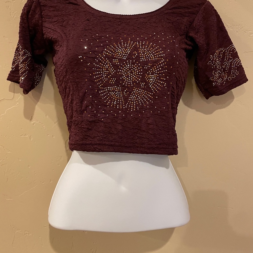 Burgundy Embellished stretchable saree blouse
